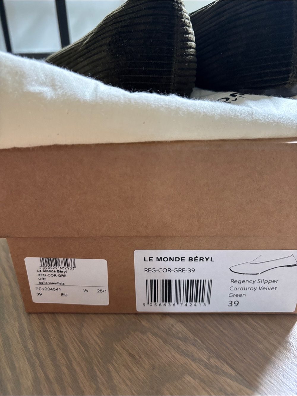 Le Monde Béryl Regency Corduroy Velvet Slippers - Green 39 / 8.5